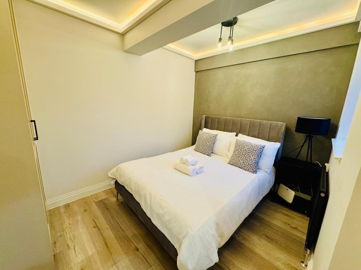 The Luxuries Marylebone Apt, 5 Min From Station! Apartment London