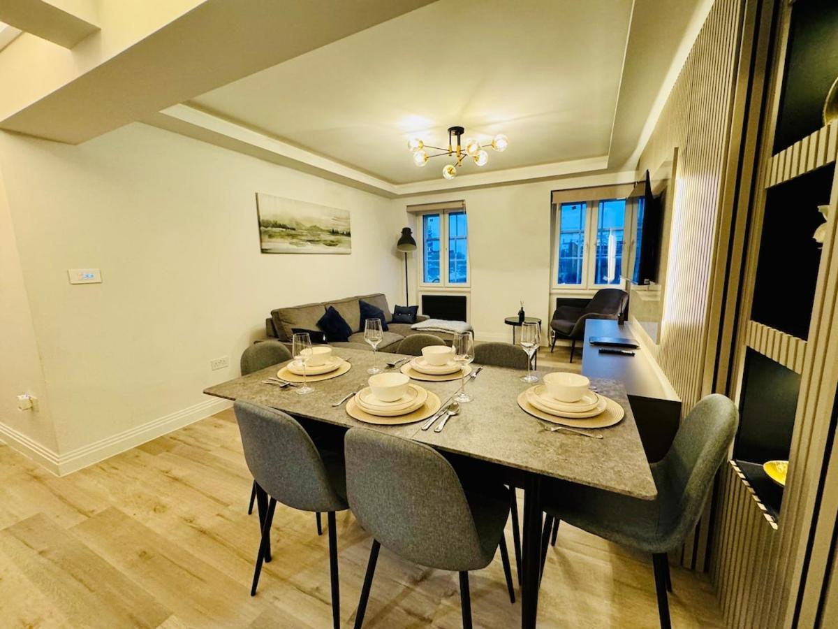 The Luxuries Marylebone Apt, 5 Min From Station! Apartment